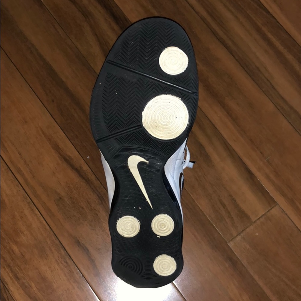 Nike Hyperfuse - image 4